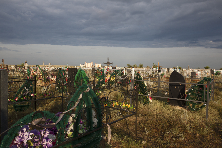Cemetery near Kurchatov